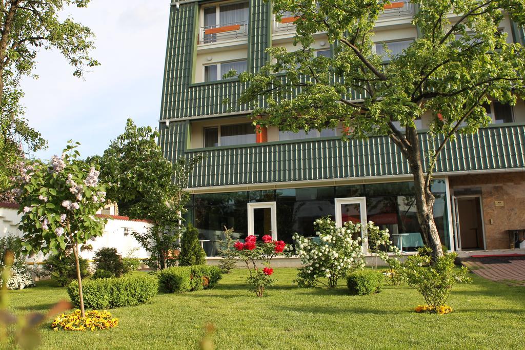 Hotel Jasmine Brasov Luaran gambar