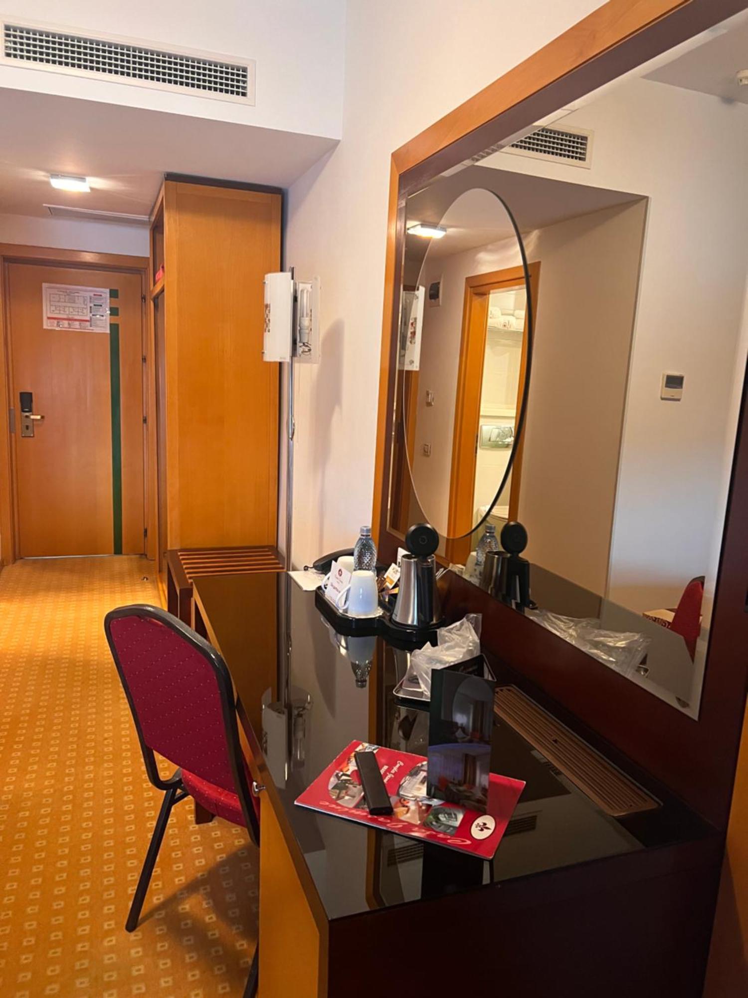 Hotel Jasmine Brasov Luaran gambar