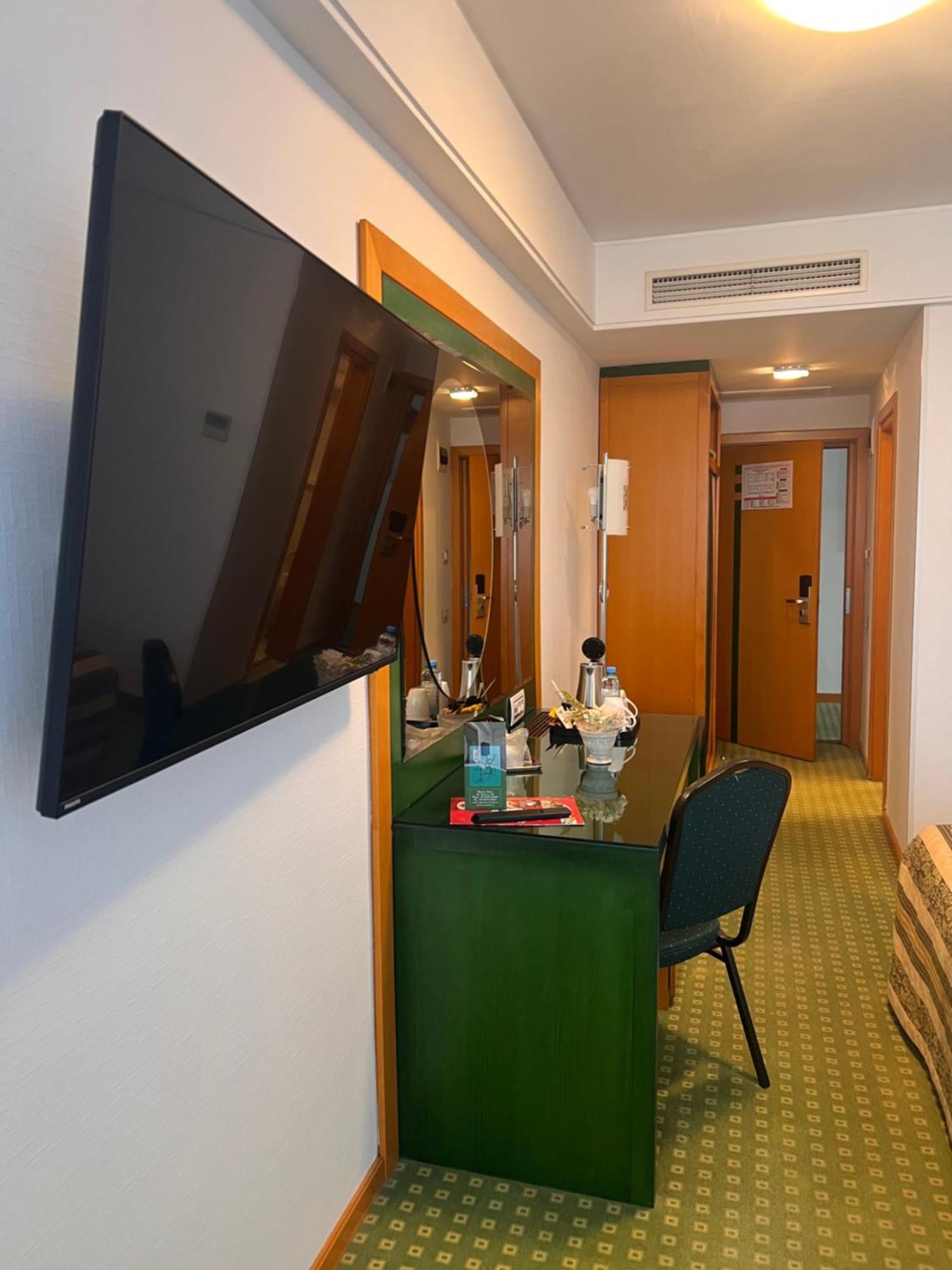 Hotel Jasmine Brasov Luaran gambar