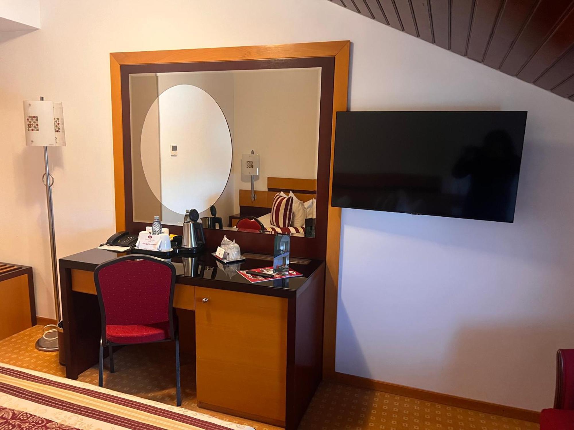 Hotel Jasmine Brasov Luaran gambar